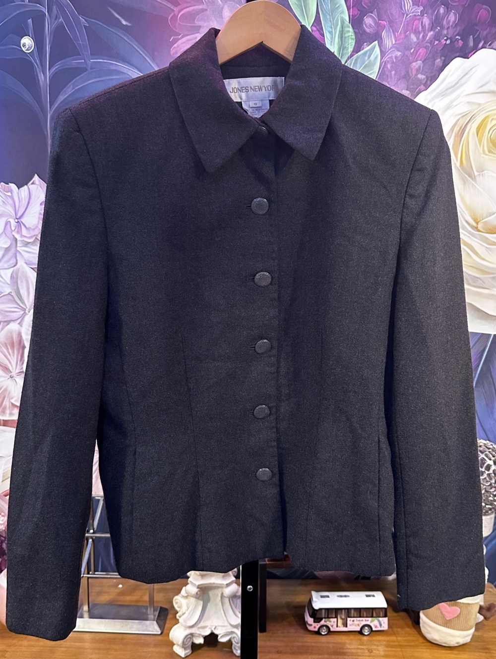 Jones New York 100% Wool Women's 8 Button Front Blazer Office Siren Minimalist